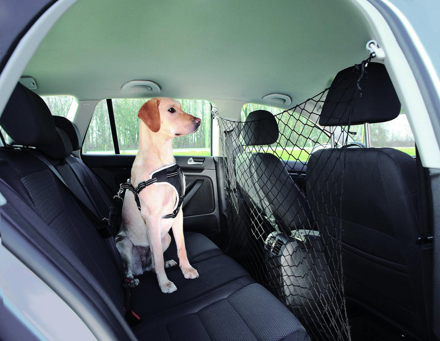 Trixie Car net, approx. 120 x 100 cm, black.