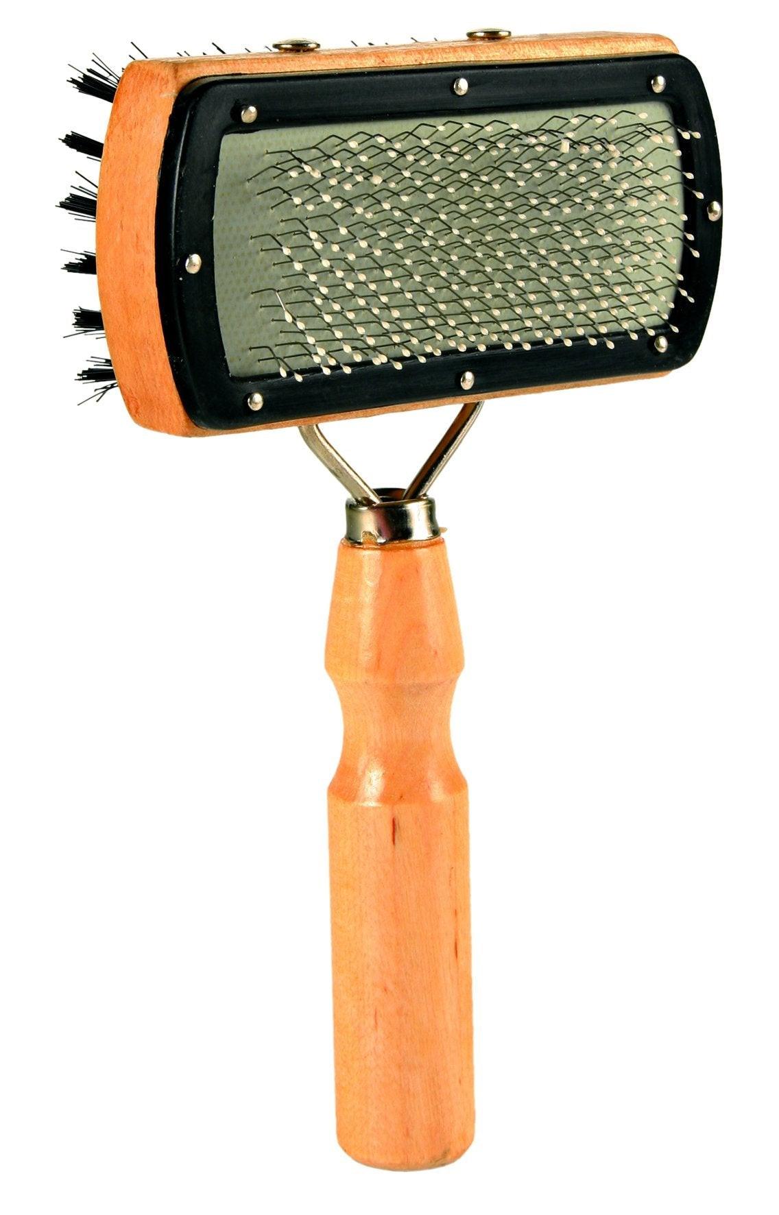 Trixie Soft brush, double-sided, wood, 10 x 18 cm.