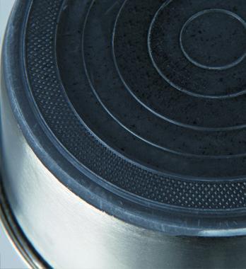 Trixie Stainless steel bowl, rubber base, 2.5 l/diam. 24 cm.
