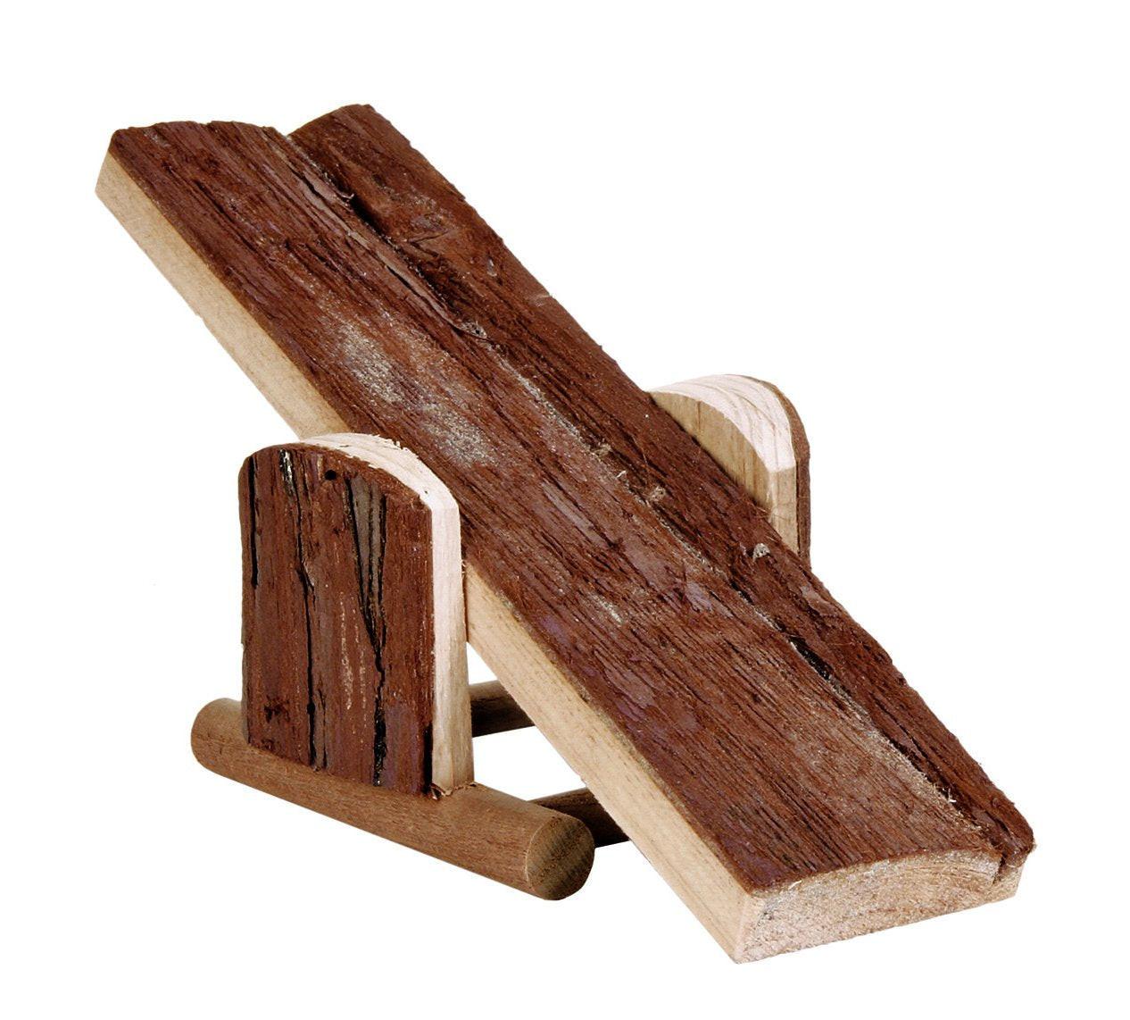 Trixie Natural Living seesaw, 22 x 7 x 8 cm.