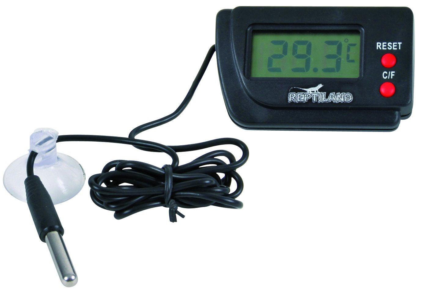 Trixie Digital thermometer, with remote sensor, 6.5 x 4 cm.