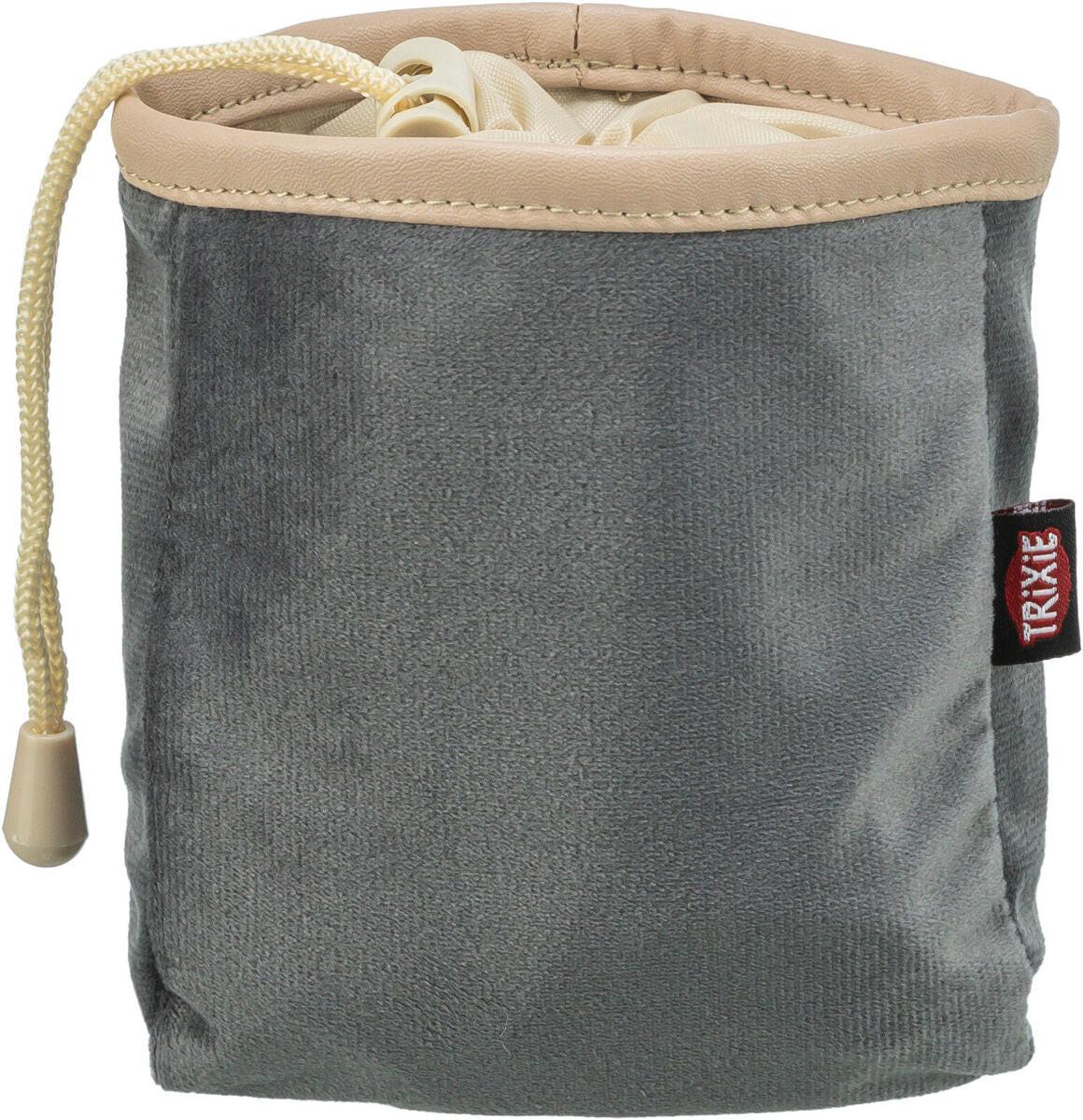 Trixie Snack bag, suede, on clip strip, diam 9 x 14 cm.