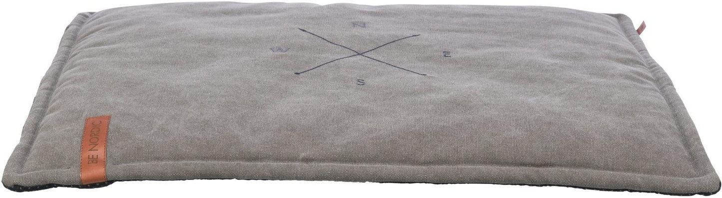 Trixie BE NORDIC Fx´hr lying mat, 100 X 70 cm, dark grey.