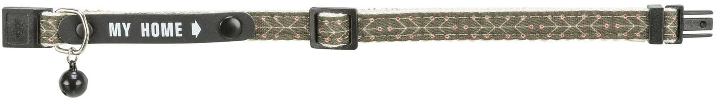 Trixie Cat collar with My Home address tag.