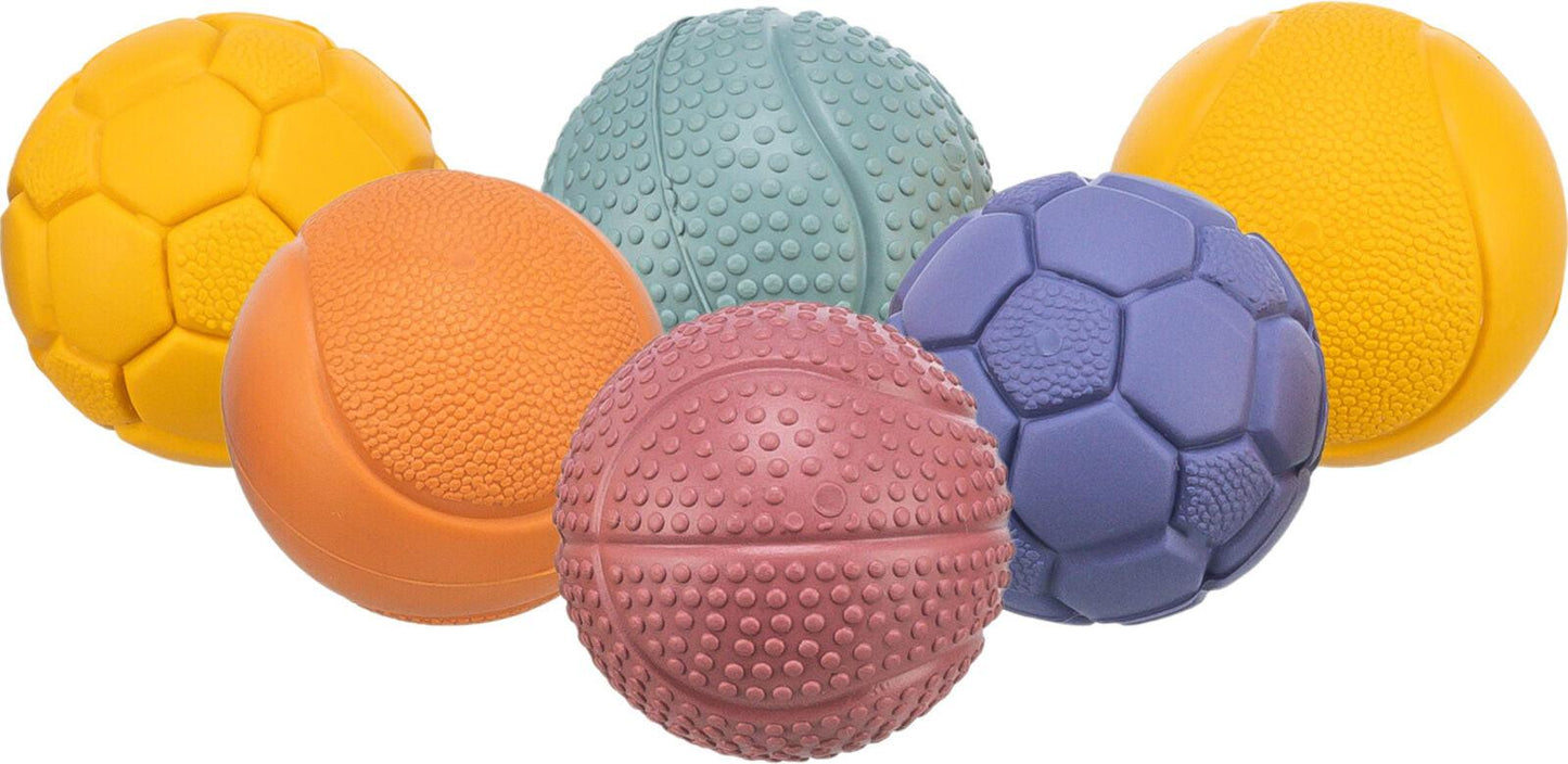 Trixie Ball, naturel rubber, diam 4.5 cm.