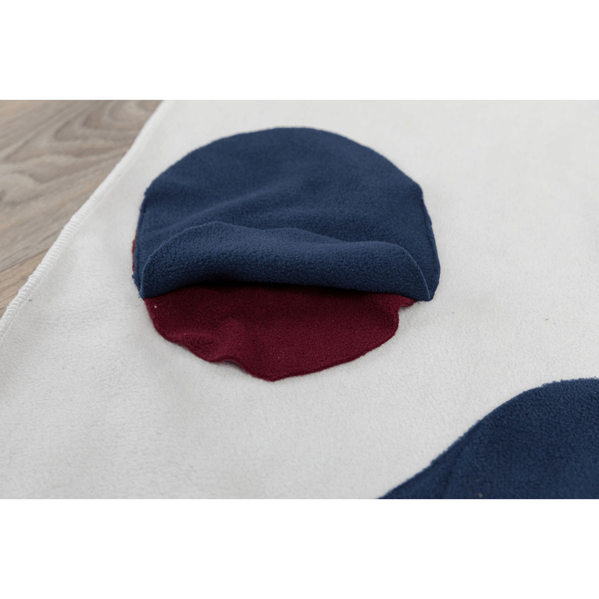 Trixie Dog Activity Sniffing Blanket 70 x 70cm - image 3
