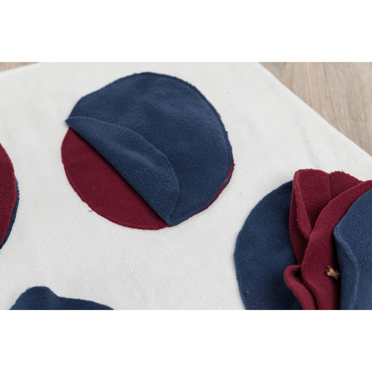 Trixie Dog Activity Sniffing Blanket 70 x 70cm - image 4